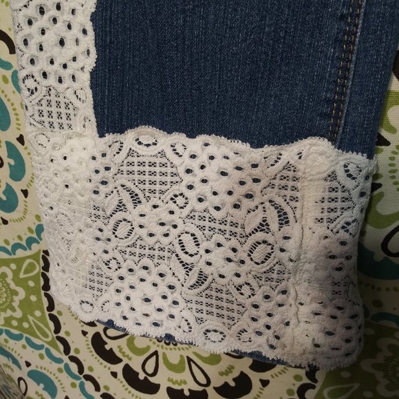 1792 Size 6 Basic Editions lace Flare Jeans - Picture 3 of 5